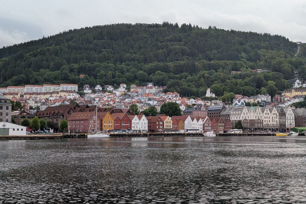 Bergen, Norvegia (17 Giugno) / Bergen, Norway (17 June)