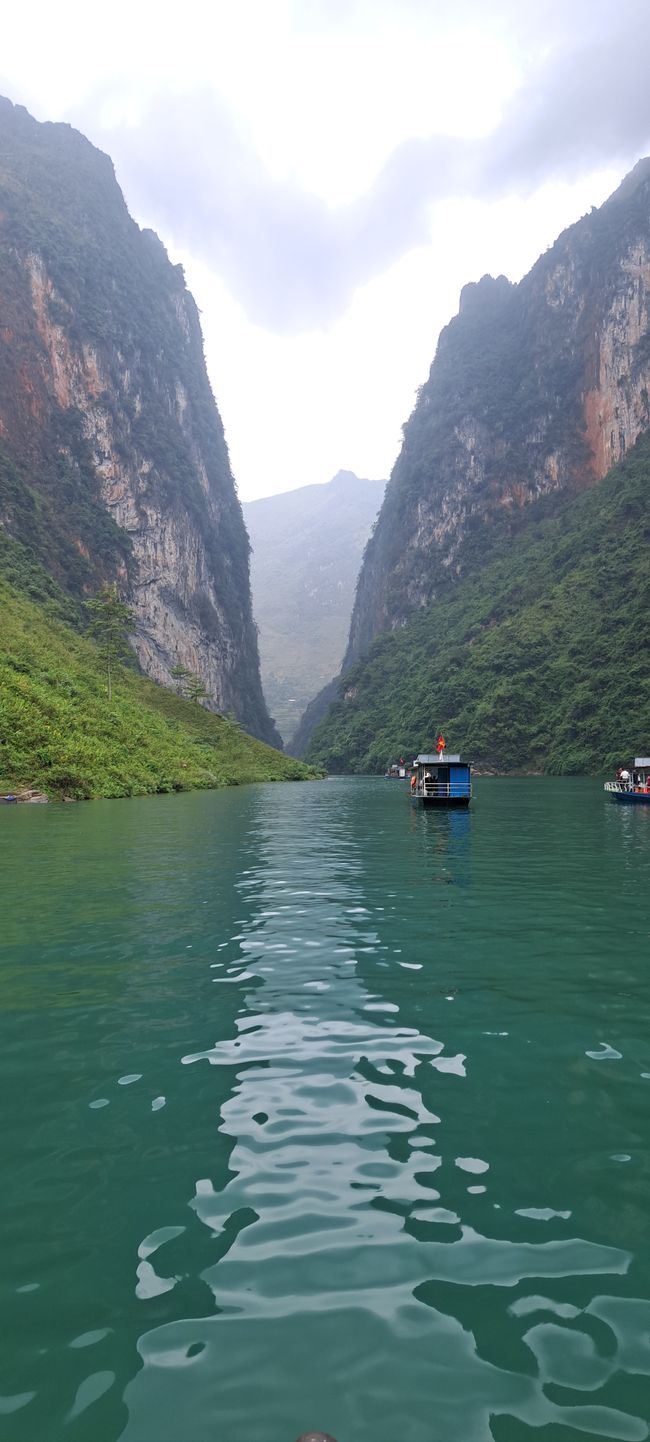 Hà Giang Loop - on the boat for a change