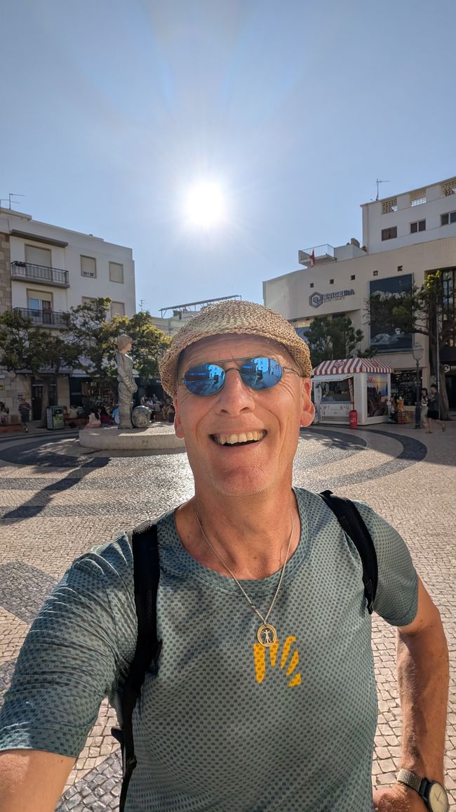 Flug nach Faro und mit dem Bus weiter nach Lagos