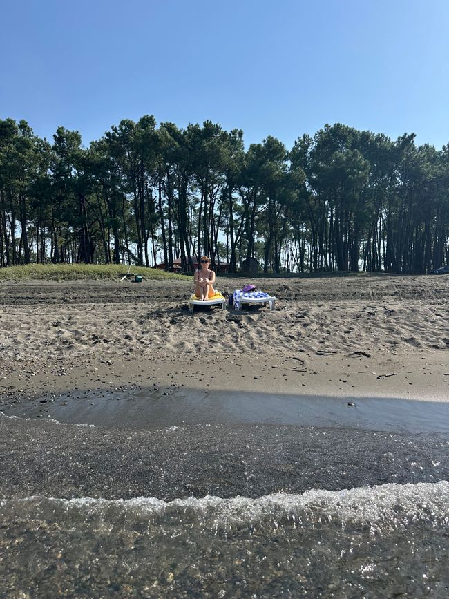 Schwarzer Sand am schwarzen Meer