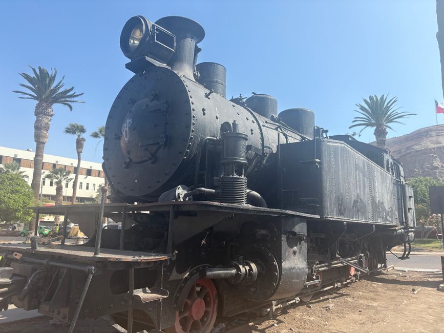 Antigua estación de tren de la línea Arica - La Paz de 1913 - el punto más alto de la vía estrecha está a más de 4200 metros.