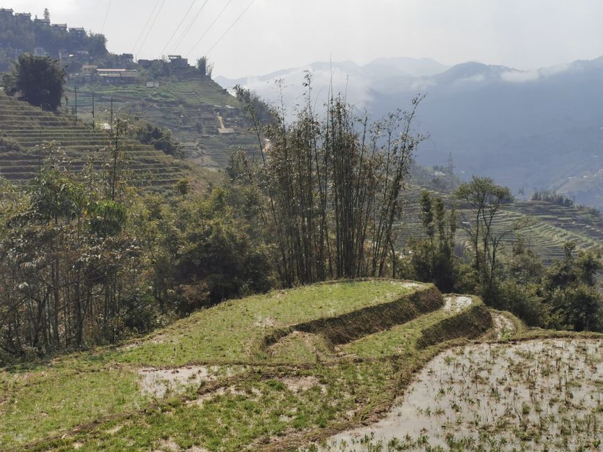 Hacia el norte montañoso hacia SaPa