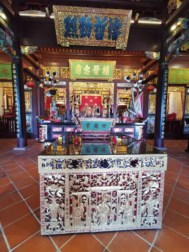 Viaggio verso l'isola di Penang e visite turistiche a Georgetown