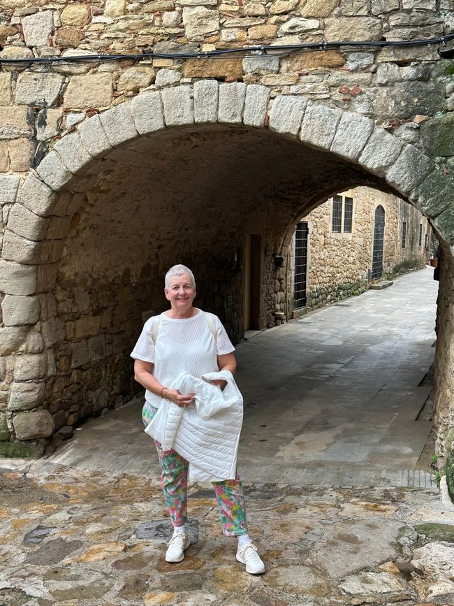 Peratallada and La Bisbal d'Empordà