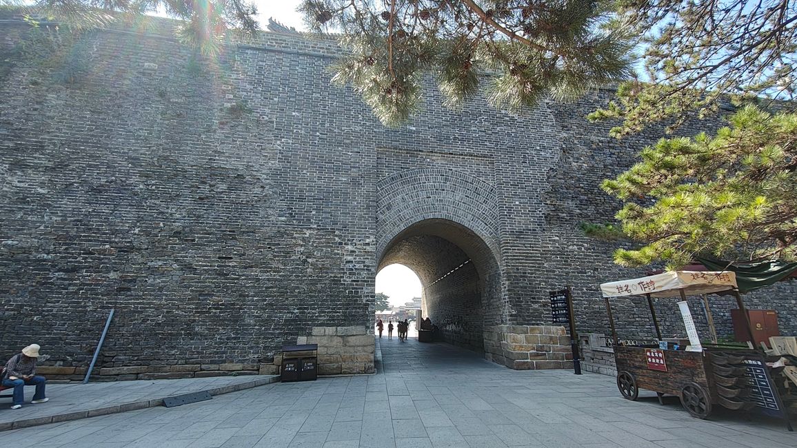 The gate that made history