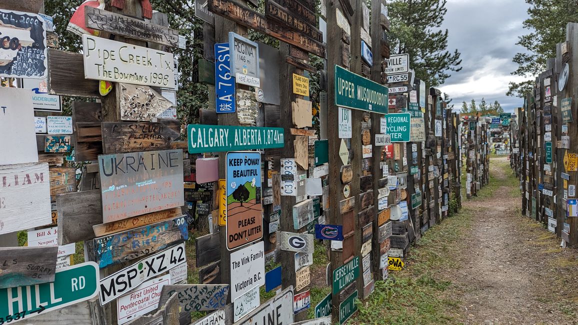 Bosque de Postes de Señal (Schilderwald) Watson Lake