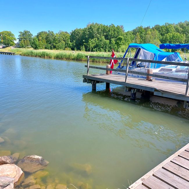 Stellplatz direkt am Kanal 