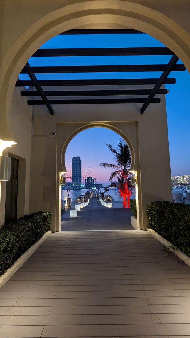 Tag 3 (2024) Dubai JBR Beach, Souks Deira e The One and Only