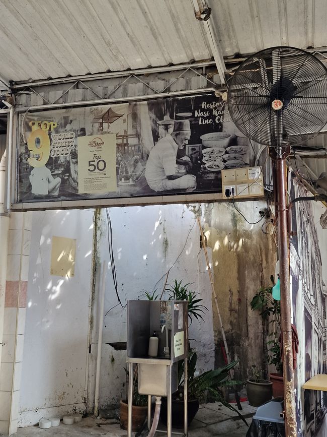 Vor und nach dem Essen: Händewaschen nicht vergessen!