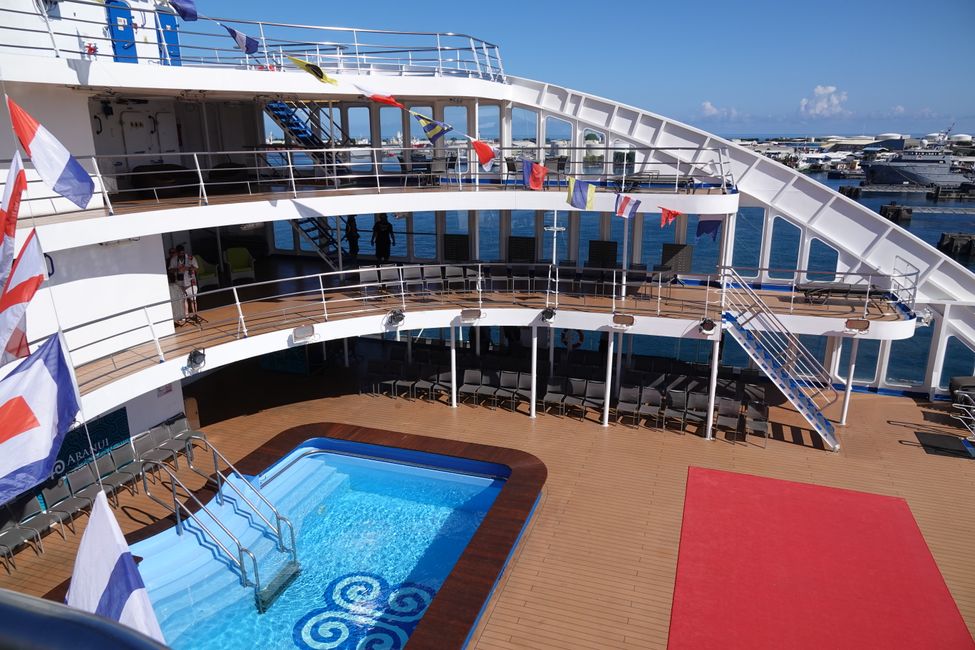 Verso le isole Marchesi ....