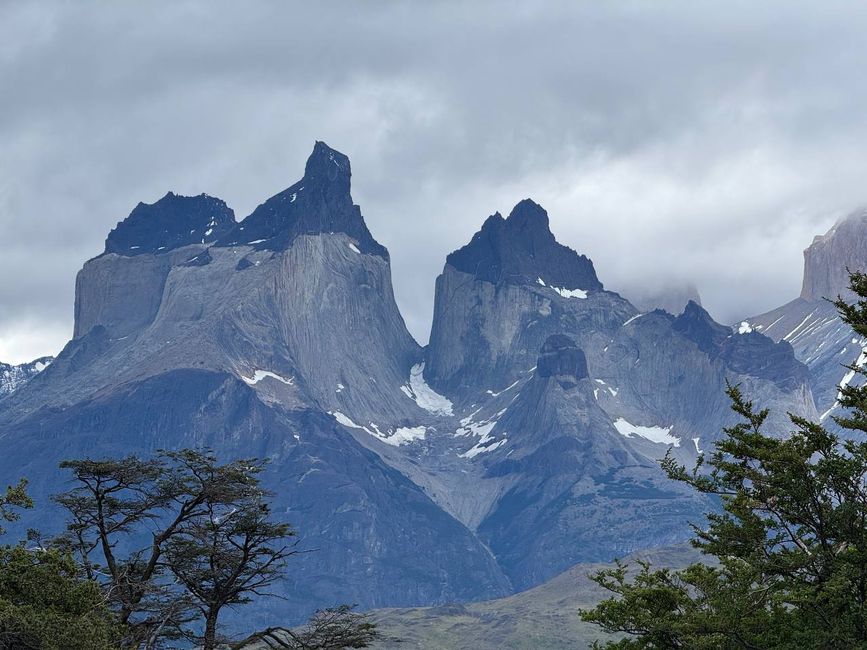 Puerto Natales & Torres del Paine