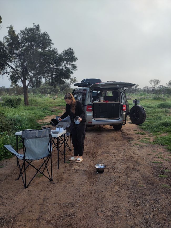 Nebliger Morgen auf dem Galena Bridge Camp