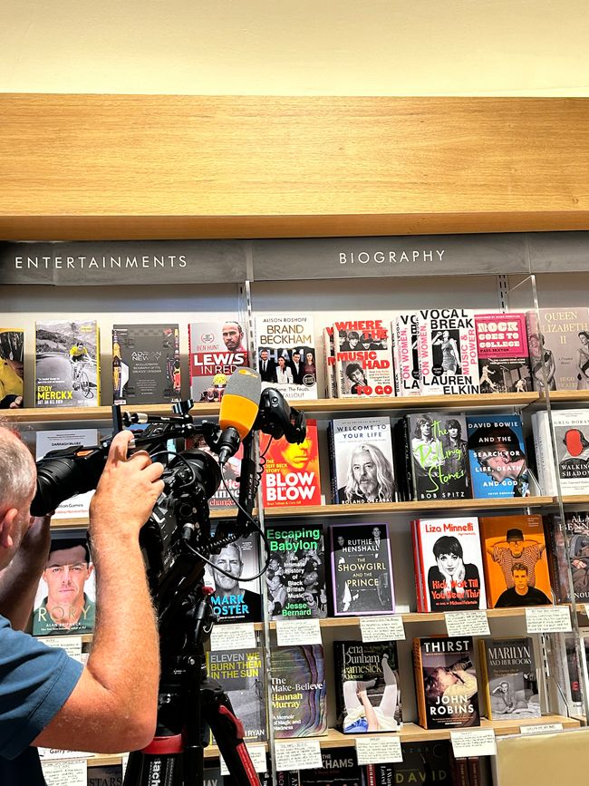 Dreh bei Waterstones Picadilly