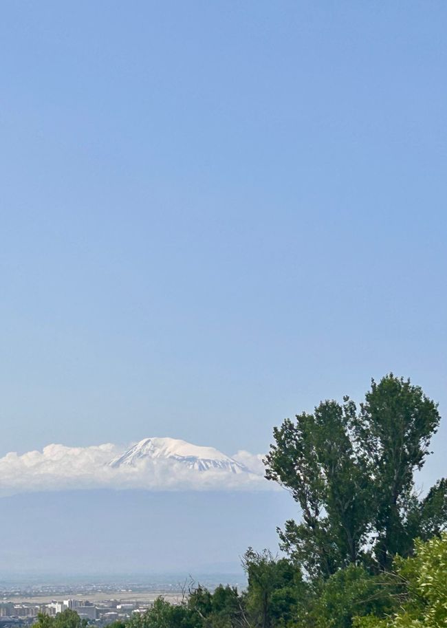 Armenien Tag 2 - Gedenken in Tsitsernakaberd
