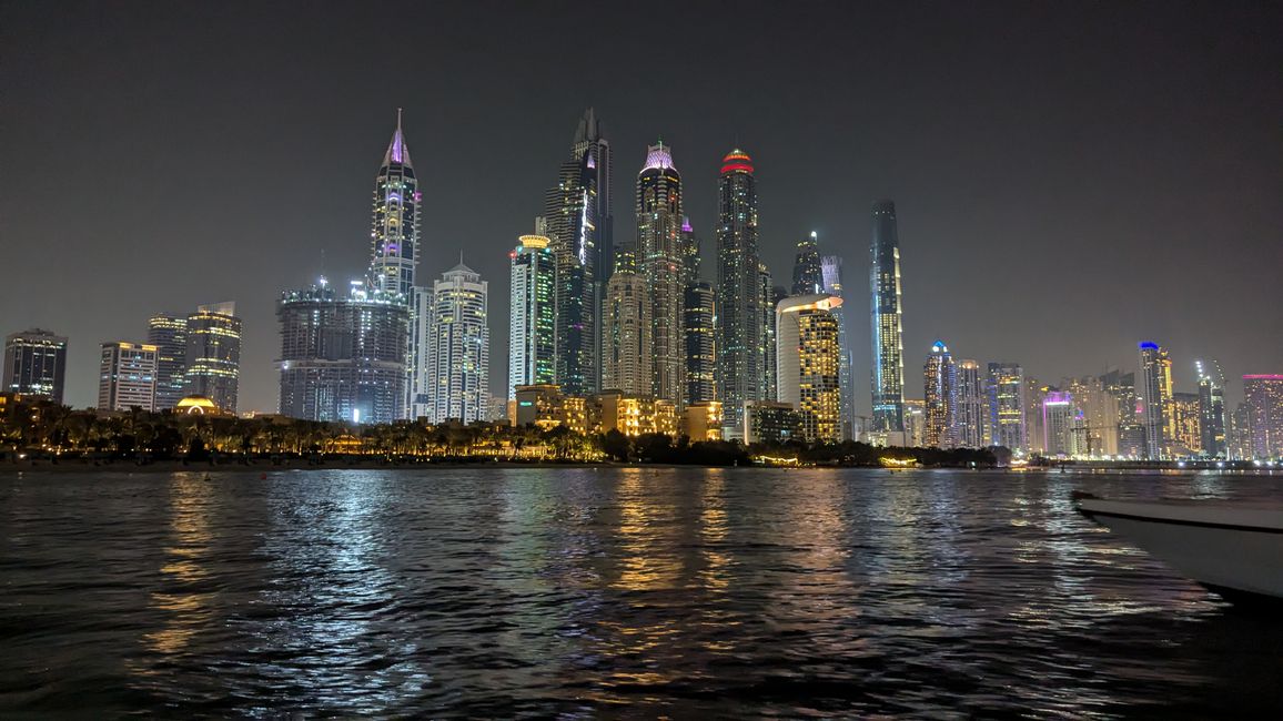 Tag 3 (2024) Dubai JBR Beach, Souks Deira e The One and Only