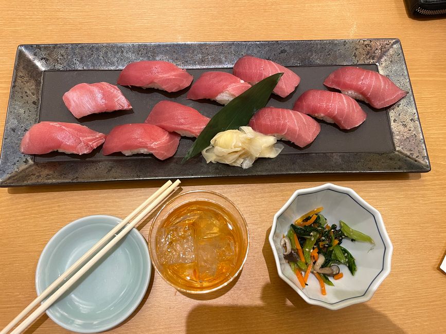 Thunfisch-Sushi  satt