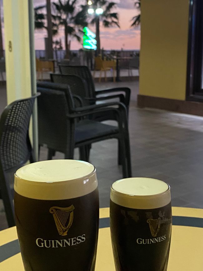 Perfectly tapped Guinness - the advantage of the English-Irish tourist influx in Tenerife