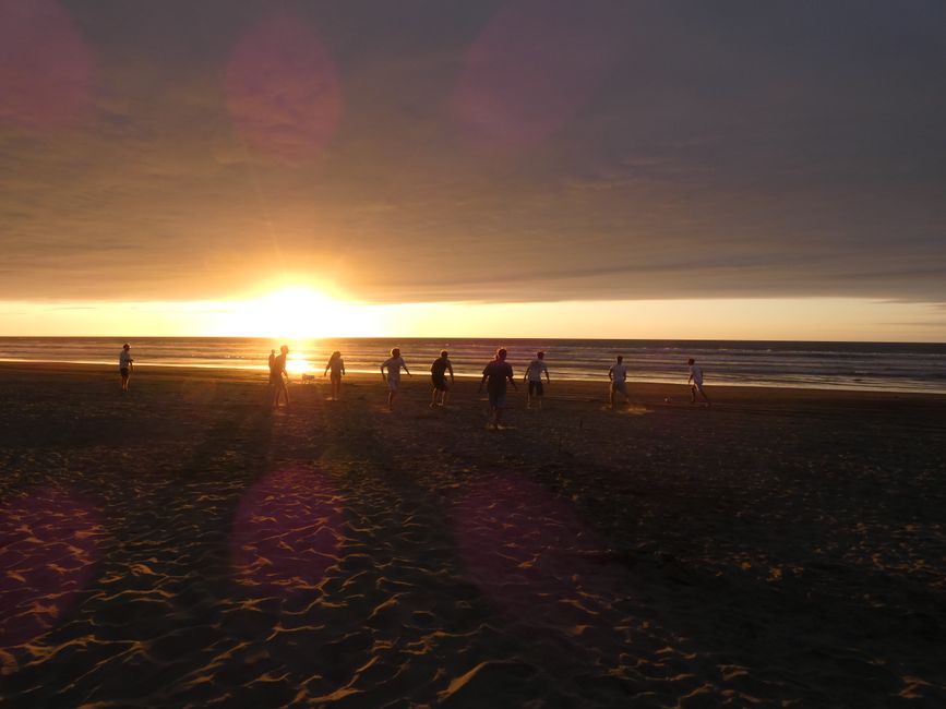 Fußball am Strand 