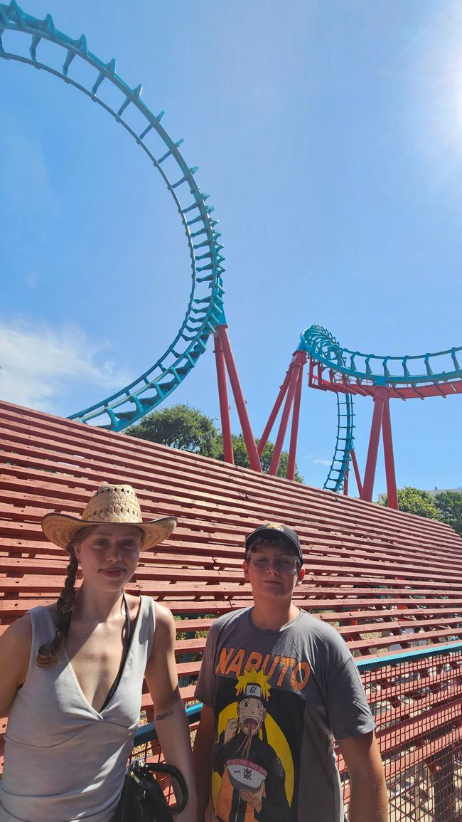 Six Flags Fiesta Texas e Wasserpark