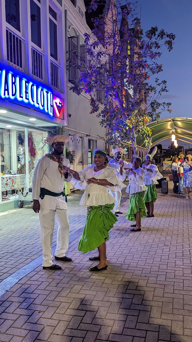 Tag 5 - Cas Abao Beach, Curaçao Liqueur Distillery & Punda Vibes