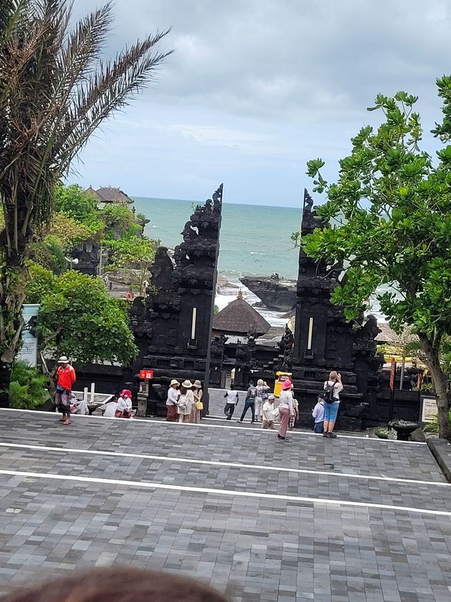 Tag 111/112 und 113 von 175: Kreuzfahrt rund um die Welt - Benoa/Bali und Seetag