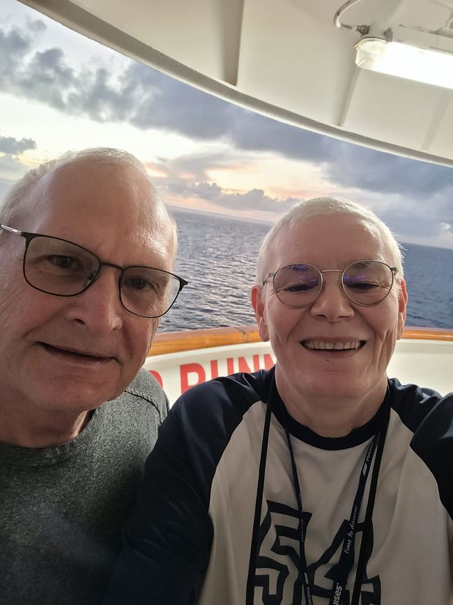 Tag 31: Abendspaziergang mit letztem Blick auf Belize beim Auslaufen