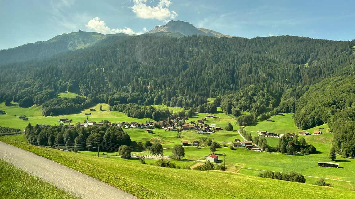 Saftiges Grün im Prettygau
