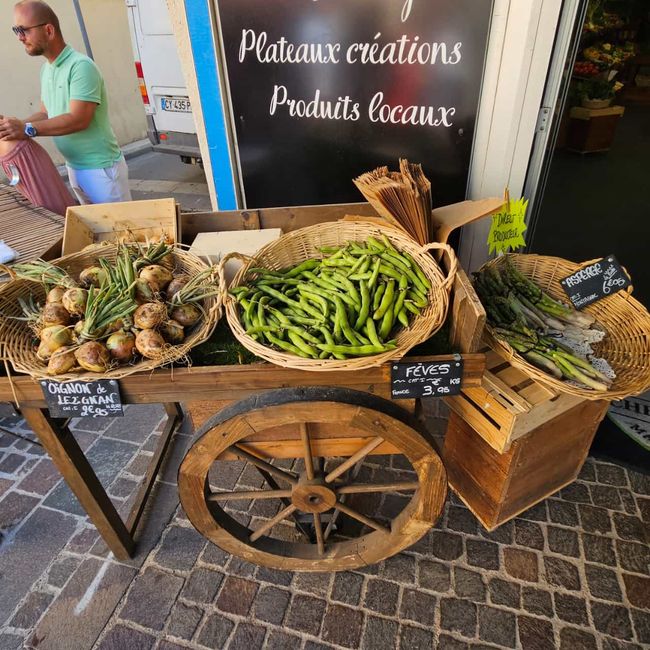 Market in Marseillan