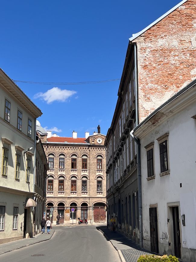 12 a Wiener Neustadt
