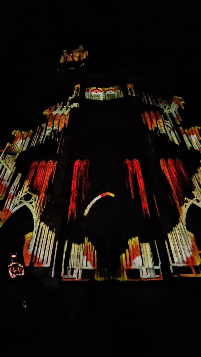 2026 - August - Lichtshow am Straßburger Münster