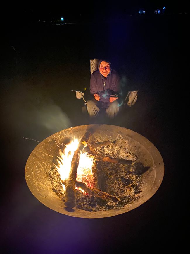 Feu de camp romantique 
