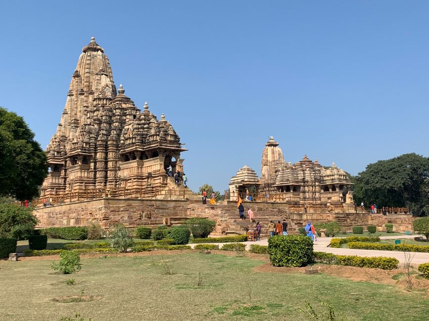 Kandariya, Jagdamba und Chitragupta TempelTempel