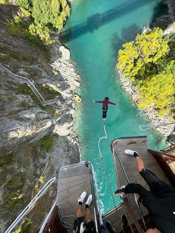 Jump & Look Up!