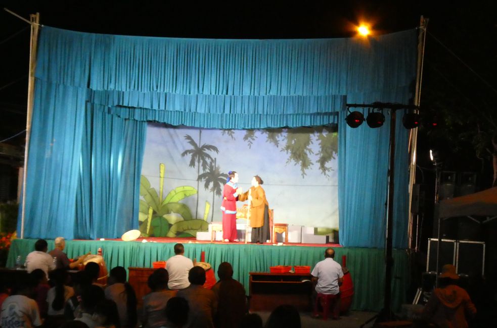 Theater mit Katzenjammern