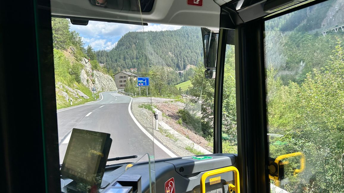 Und hier ist sie: die östlichste ÖV-Station der Schweiz