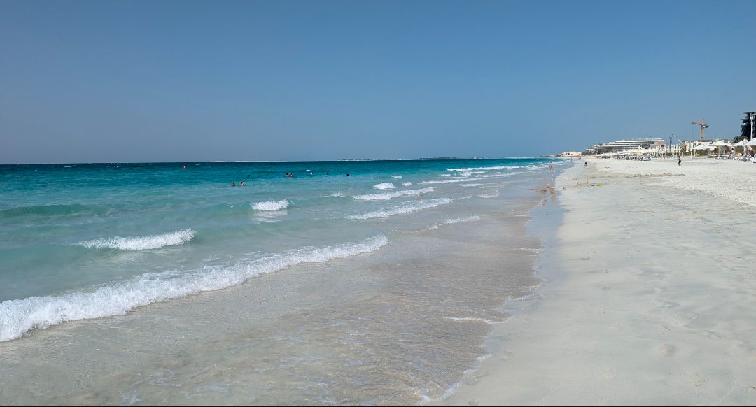 Saadiyat Beach Club