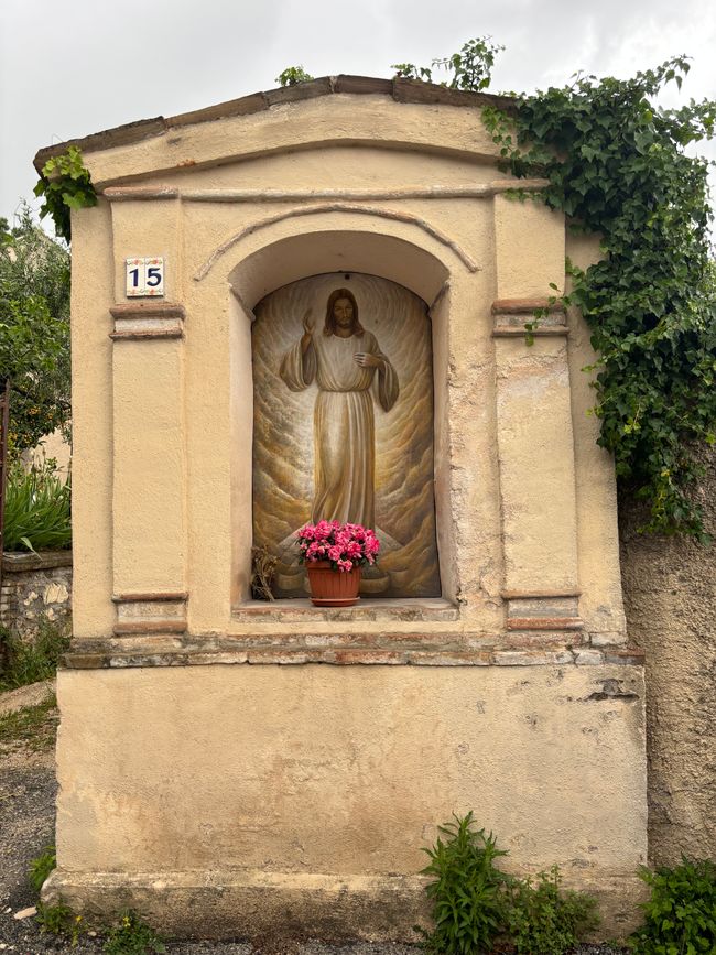 Pace e bene: passo per passo von Assisi in Richtung Poggio bustone