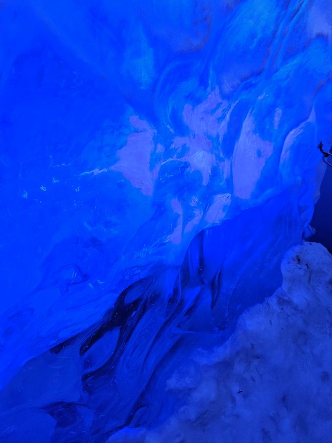 Die Eishöhle