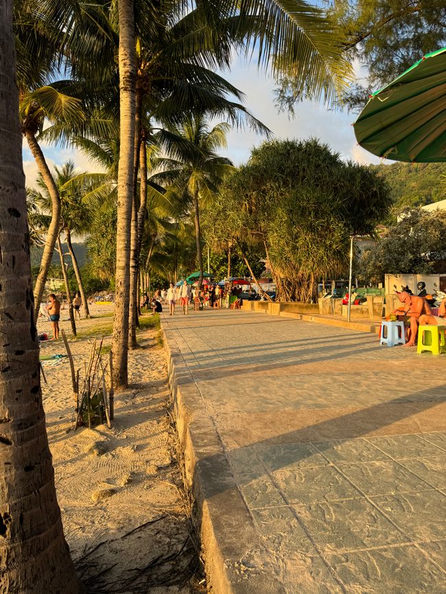 Strandpromenade Patong Beach