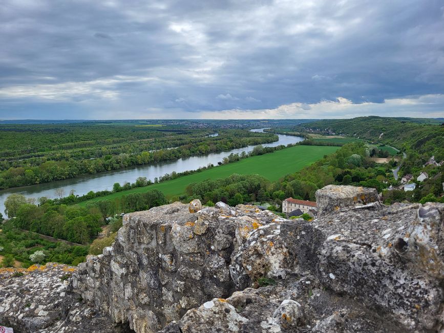 Blick vom Donjon auf die Seine