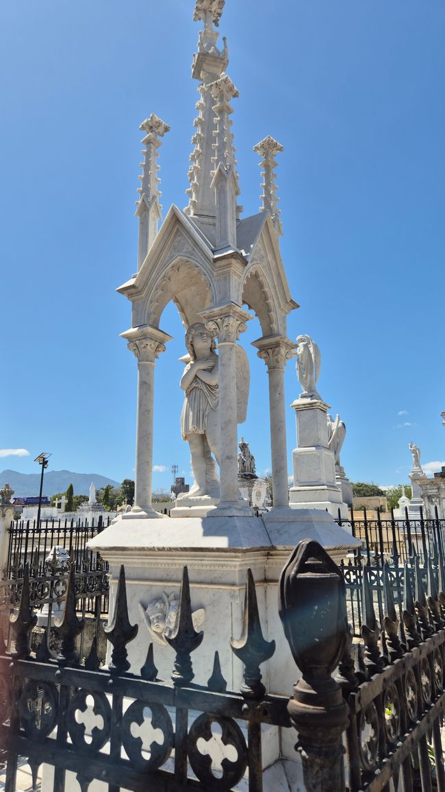 Cementerio De Granada