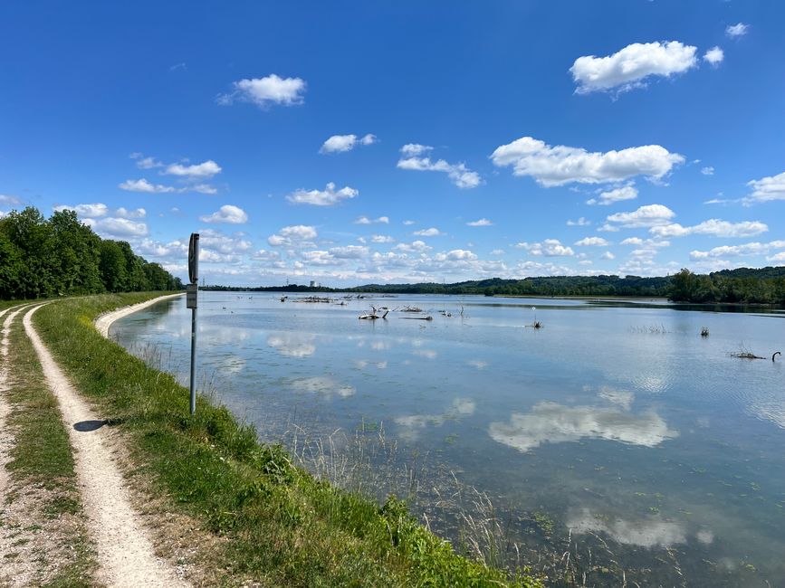 39 nach Weixerau
