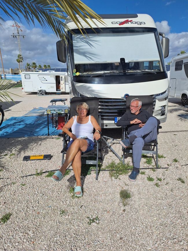 Elke und Gerd beim Sonnen