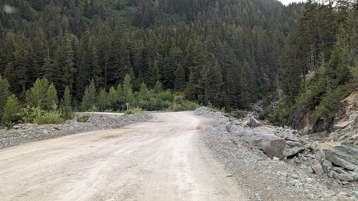 Carretera del Glaciar Salmon