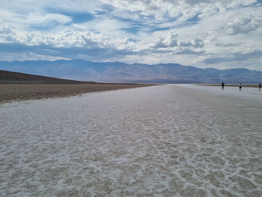 Kalifornien 2025, Tag 11, Still on the Road (Bakersfield - Las Vegas) und Death Valley ☠️