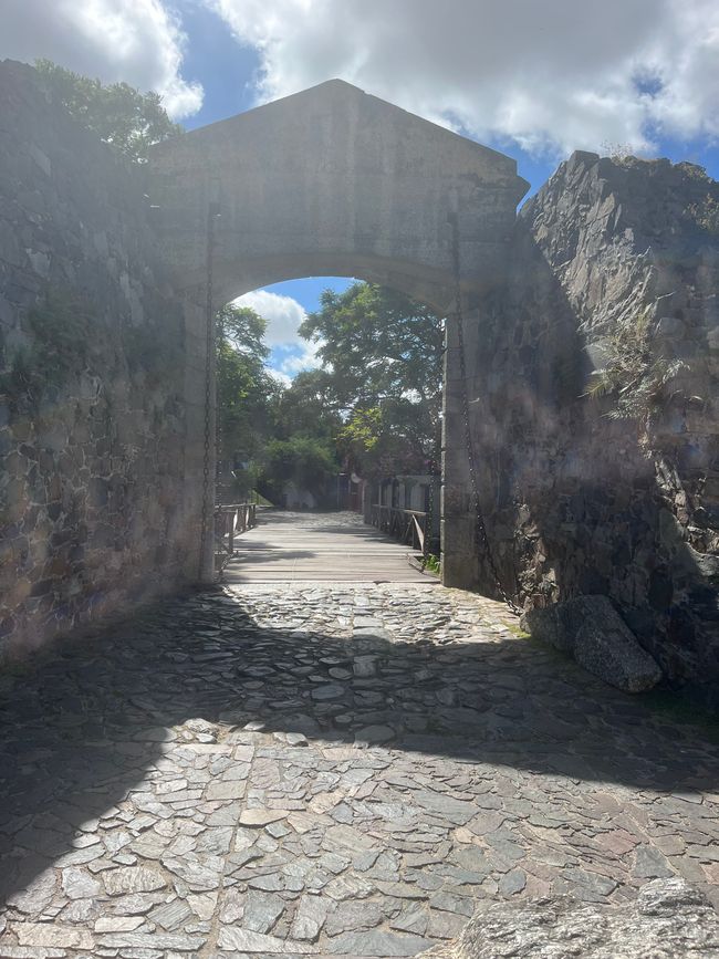 El Águila en Atlántida
