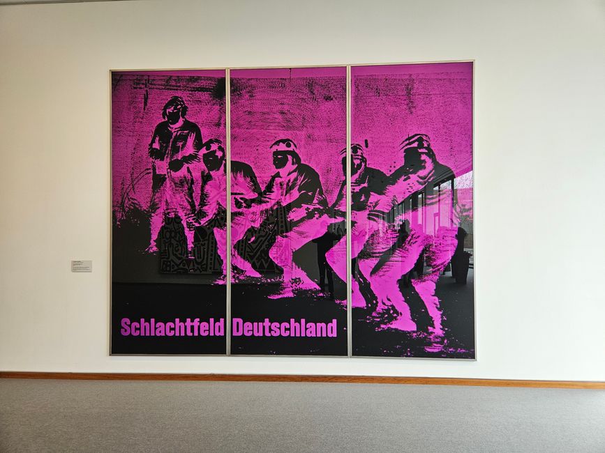 "Schlachtfeld Deutschland" von Katharina Sieverding