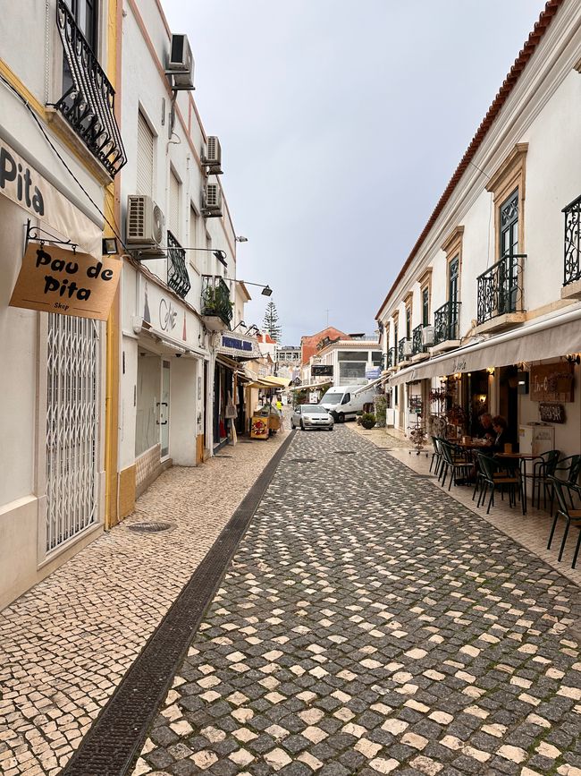 The weather does what it wants! Rain and thunderstorms in Albufeira