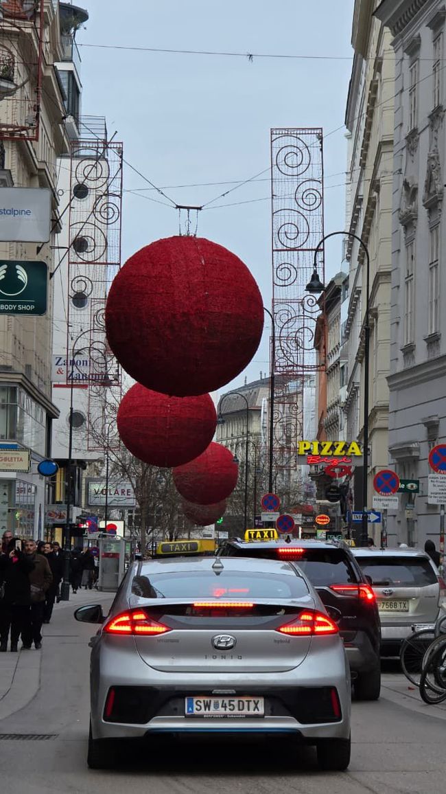 A Fairytale Christmas: Vienna, Budapest, and Bratislava Bus Tour 2025