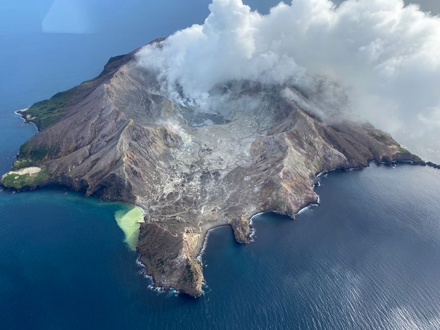 White Island 
